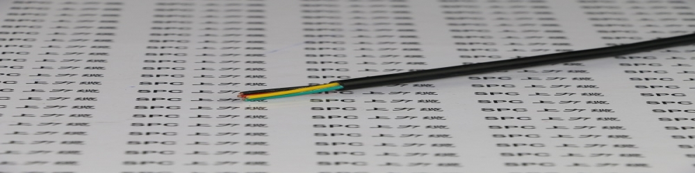 ?FLRYDY汽車用超薄壁聚氯乙烯絕緣及護套銅絲纏繞屏蔽低壓電纜  FLRYDY德標汽車線